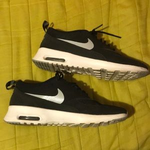 Black Nike Air Max